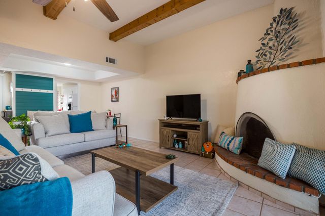 14 Casa Hermosa Drive NE, Albuquerque, NM 87112