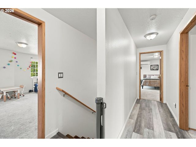 8292 Ne SNOWBERRY Loop, Vancouver, WA 98660