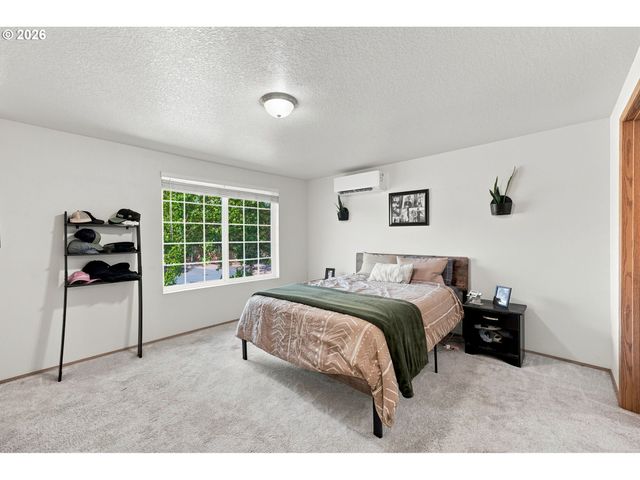 8292 Ne SNOWBERRY Loop, Vancouver, WA 98660