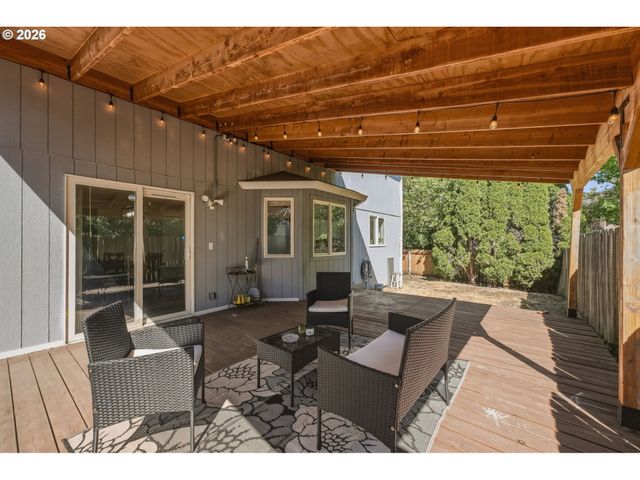 8292 Ne SNOWBERRY Loop, Vancouver, WA 98660