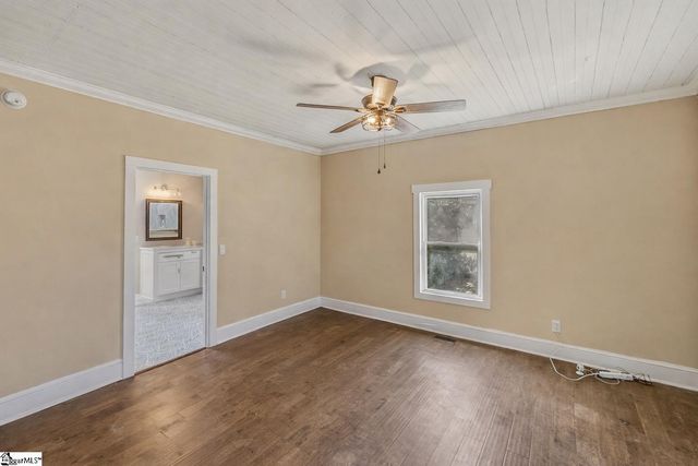 314 Depot Street, Campobello, SC 29322