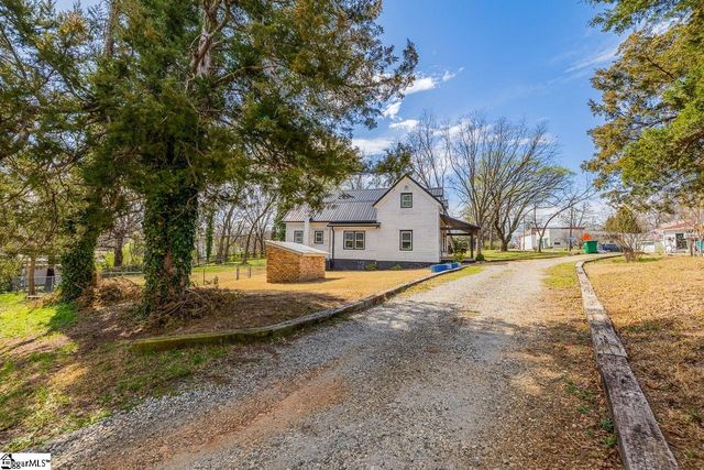 314 Depot Street, Campobello, SC 29322