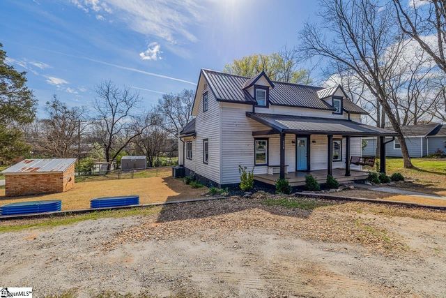 314 Depot Street, Campobello, SC 29322