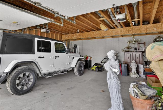 6198 Brancheau Road, Berlin Charter Township, MI 48166