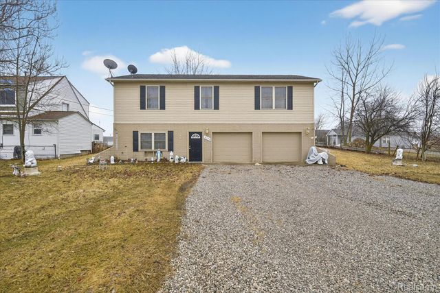 6198 Brancheau Road, Berlin Charter Township, MI 48166