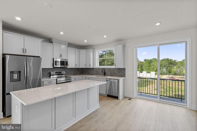 9615 GRANT AVE, Manassas, VA 20110