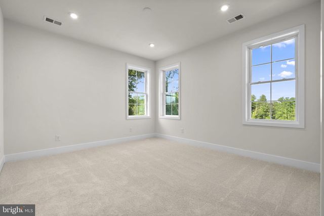 9615 GRANT AVE, Manassas, VA 20110