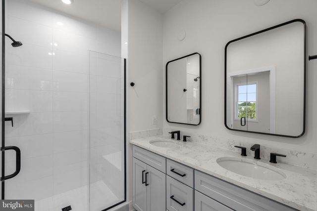 9615 GRANT AVE, Manassas, VA 20110