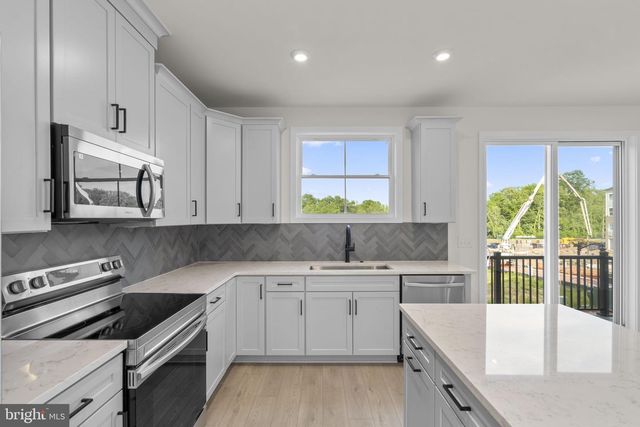 9615 GRANT AVE, Manassas, VA 20110