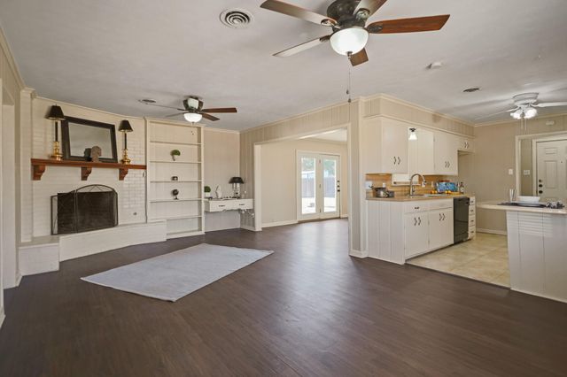 5327 31st Street, Lubbock, TX 79407