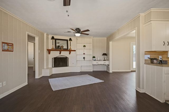 5327 31st Street, Lubbock, TX 79407