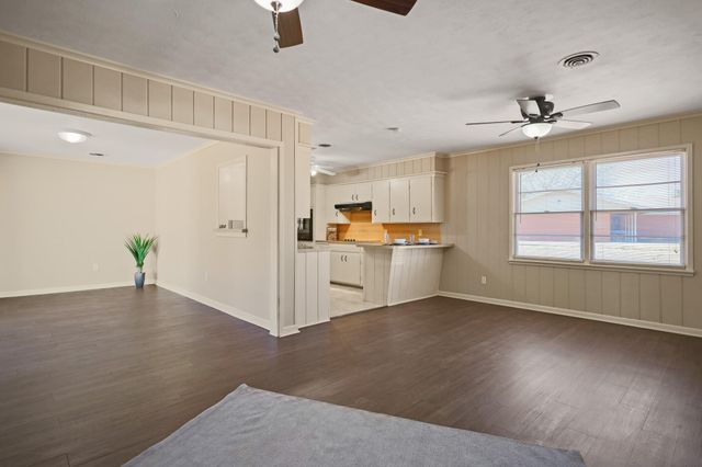 5327 31st Street, Lubbock, TX 79407