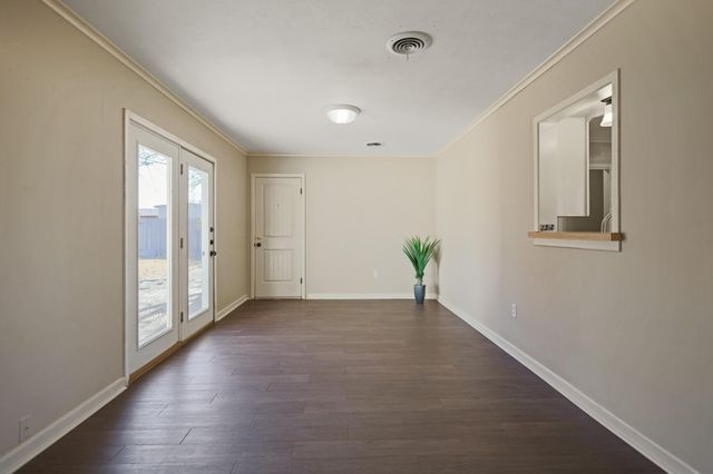 5327 31st Street, Lubbock, TX 79407