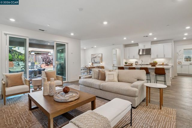 1028 Via Veneto, San Ramon, CA 94583