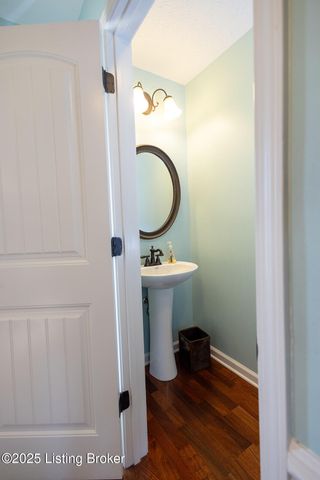 3351 Knob St, Shelbyville, KY 40065