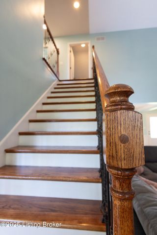 3351 Knob St, Shelbyville, KY 40065