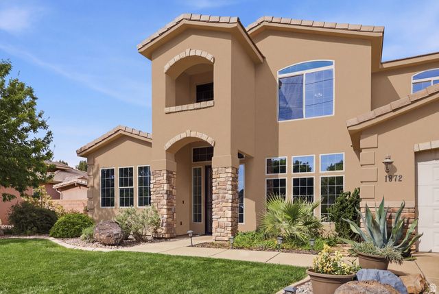 1872 S 20 E, Washington, UT 84780
