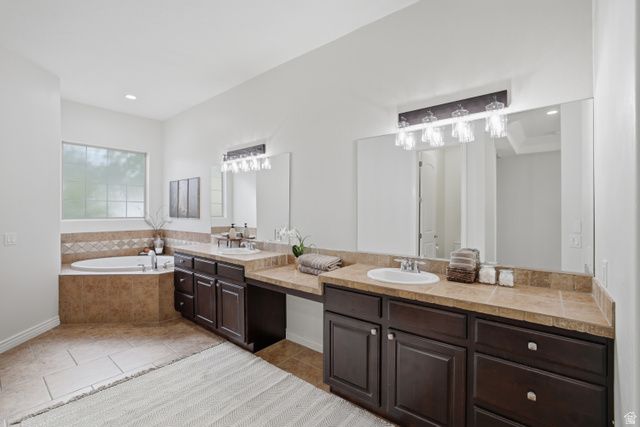 1872 S 20 E, Washington, UT 84780