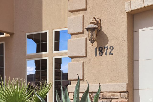 1872 S 20 E, Washington, UT 84780