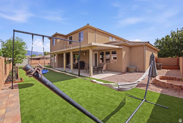 1872 S 20 E, Washington, UT 84780