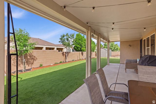 1872 S 20 E, Washington, UT 84780
