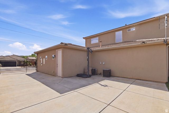 1872 S 20 E, Washington, UT 84780