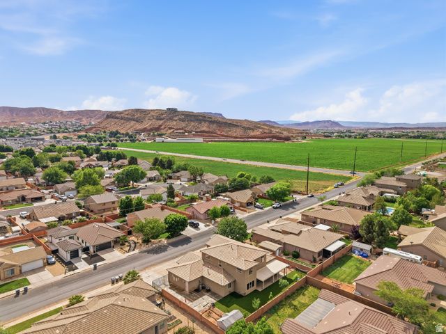 1872 S 20 E, Washington, UT 84780