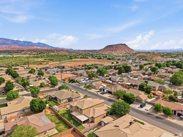 1872 S 20 E, Washington, UT 84780