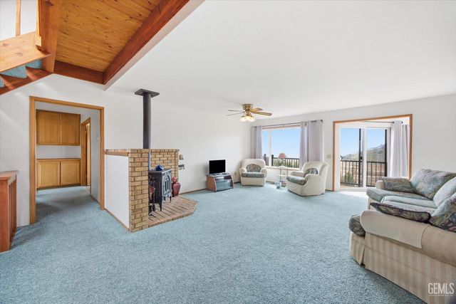 874 Dunivent Road, Wofford Heights, CA 93285