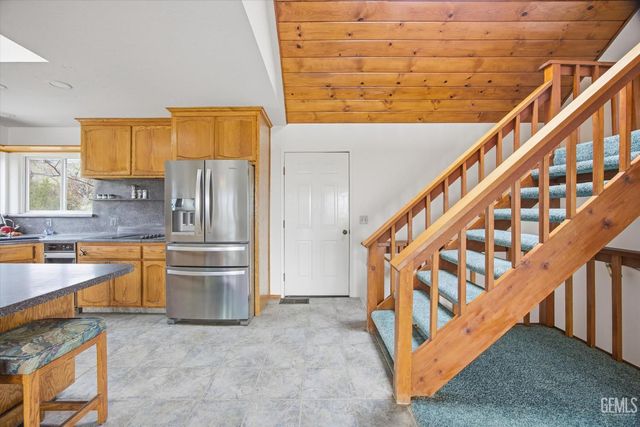 874 Dunivent Road, Wofford Heights, CA 93285