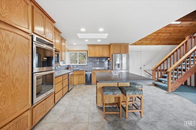 874 Dunivent Road, Wofford Heights, CA 93285