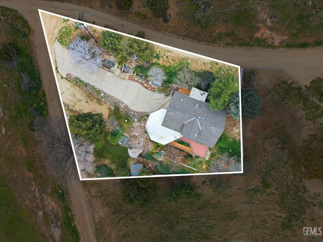 874 Dunivent Road, Wofford Heights, CA 93285
