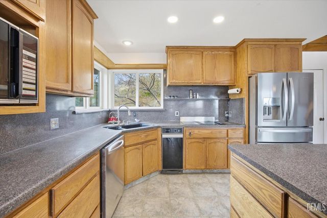 874 Dunivent Road, Wofford Heights, CA 93285