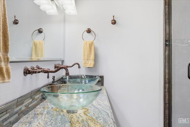 874 Dunivent Road, Wofford Heights, CA 93285