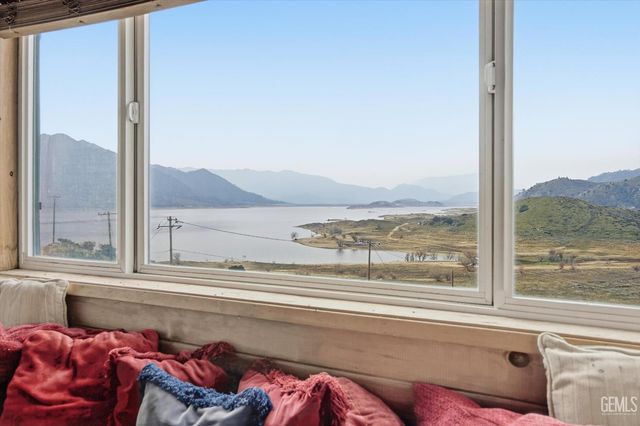 874 Dunivent Road, Wofford Heights, CA 93285