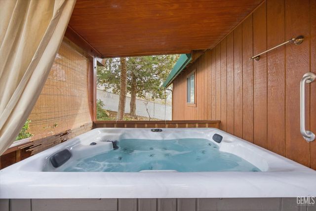 874 Dunivent Road, Wofford Heights, CA 93285