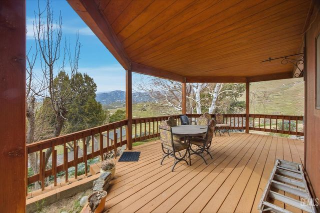 874 Dunivent Road, Wofford Heights, CA 93285