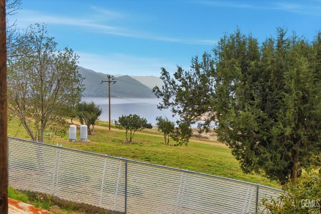 874 Dunivent Road, Wofford Heights, CA 93285