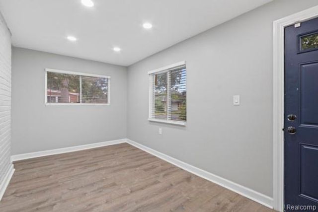 18903 Pinehurst Street, Detroit, MI 48221