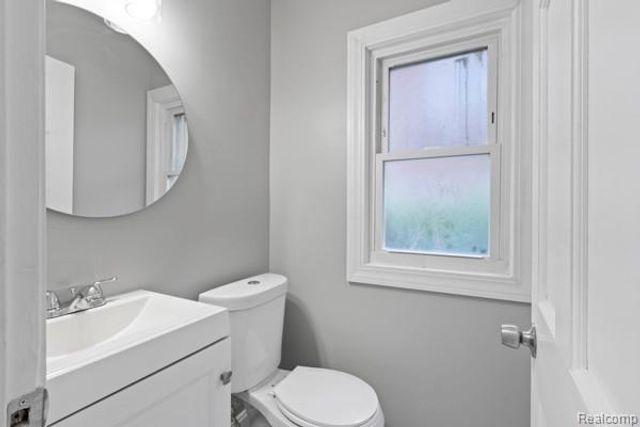 18903 Pinehurst Street, Detroit, MI 48221