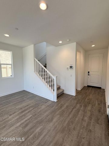 9591 N Corbina Lane, Panorama City, CA 91402
