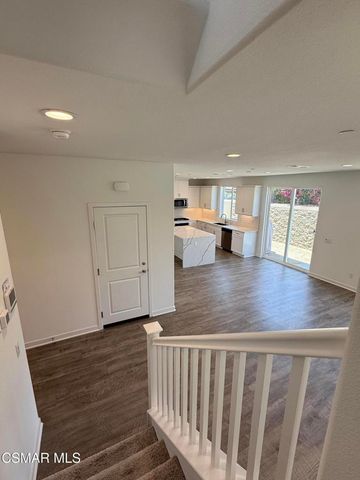 9591 N Corbina Lane, Panorama City, CA 91402
