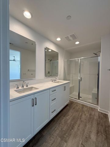 9591 N Corbina Lane, Panorama City, CA 91402