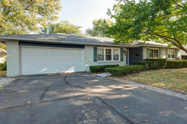 1343 E Greenwood Street, Springfield, MO 65804