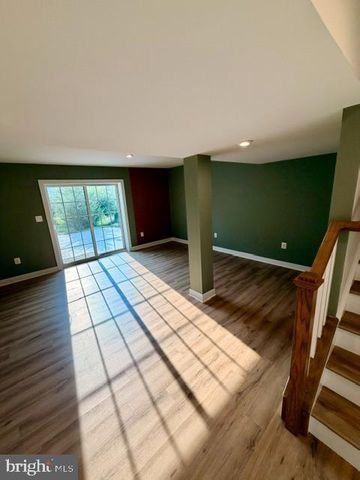 1008 HEADQUATERS WAY, Fredericksburg, VA 22401