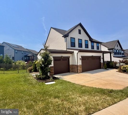 1008 HEADQUATERS WAY, Fredericksburg, VA 22401