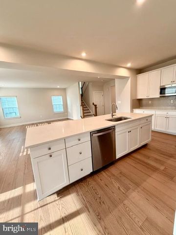 1008 HEADQUATERS WAY, Fredericksburg, VA 22401