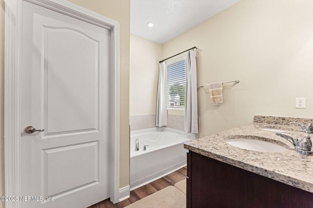 1509 LAKE FOXMEADOW Road, Middleburg, FL 32068