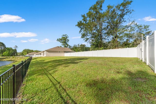 1509 LAKE FOXMEADOW Road, Middleburg, FL 32068