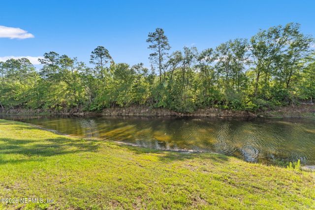 1509 LAKE FOXMEADOW Road, Middleburg, FL 32068